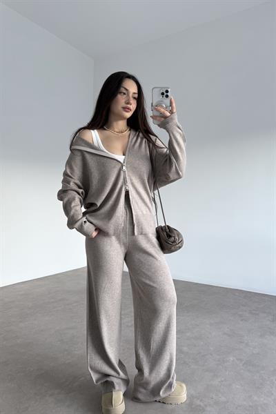 Kapüşonlu Premium Triko Çift Fermuarlı Taş Takım