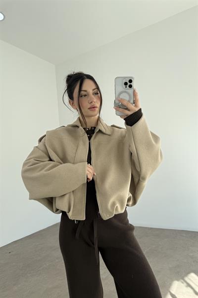 Kaşe Bomber Kesim Fermuarlı Bej Mont