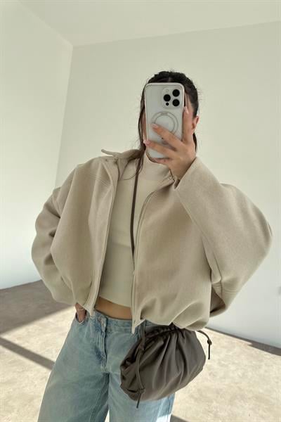 Kaşe Bomber Kesim Fermuarlı Taş Mont