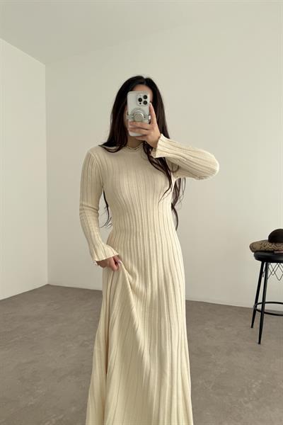 Kaşkorse Uzun Eteği Volanlı Elbise Ekru