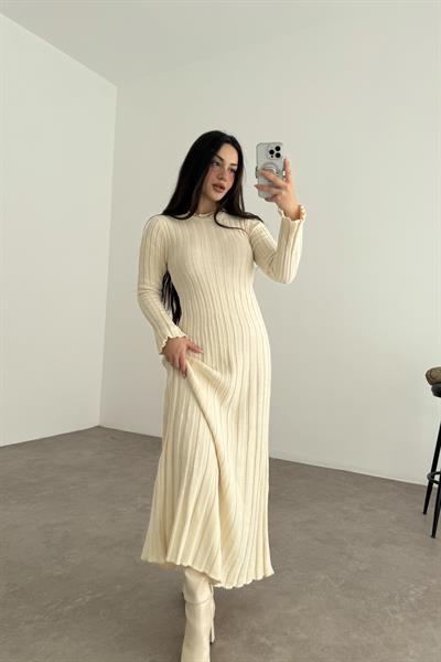 Kaşkorse Uzun Eteği Volanlı Elbise Ekru