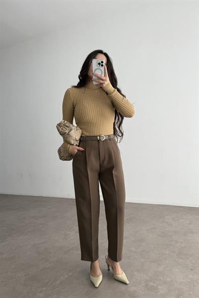 Kemer Detaylı Krep Havuç Pantolon Mocha