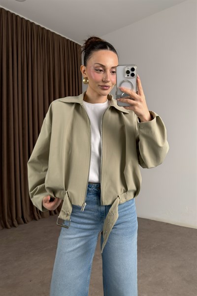 Kemerli Yakalı Bomber Çağla Ceket