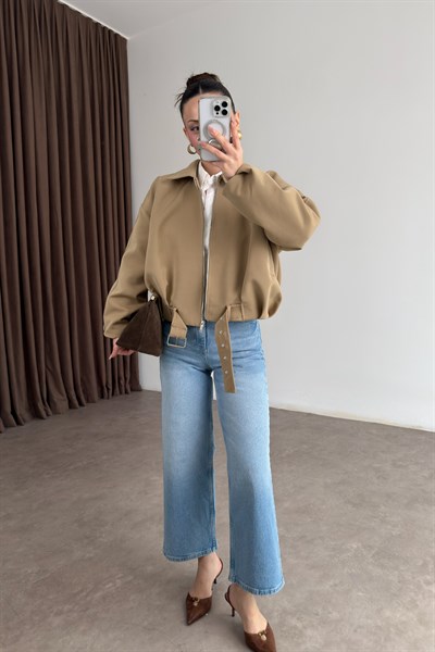 Kemerli Yakalı Bomber Camel Ceket