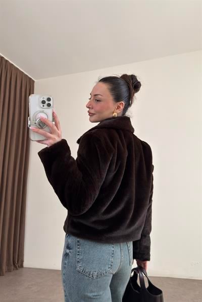 Kısa Kürk Yakalı Kahve Ceket