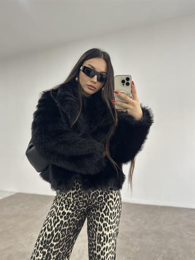 Kısa Yakalı Premium İthal Siyah Kürk