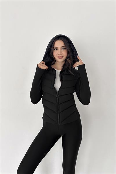 Kollu Kapüşonlu Kontrast Şişme Mont