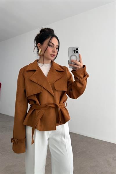 Kruvaze Kemer Detaylı Tarçın Süet Ceket