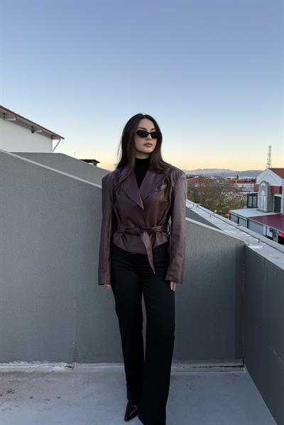 Kruvaze Vatkalı Kuşaklı Bordo Deri Ceket
