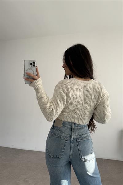 Kruvaze Yaka Örgü Desenli Bej Kazak