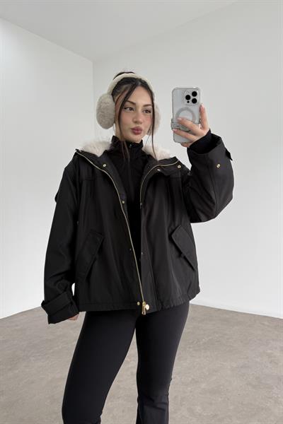 Fermuarlı Kürk Kapüşonlu Siyah Mont