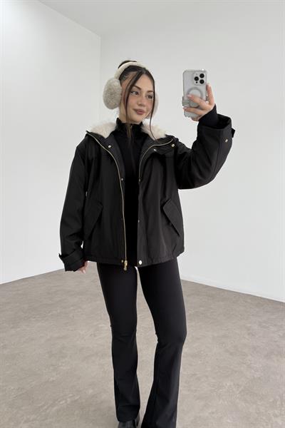 Fermuarlı Kürk Kapüşonlu Siyah Mont