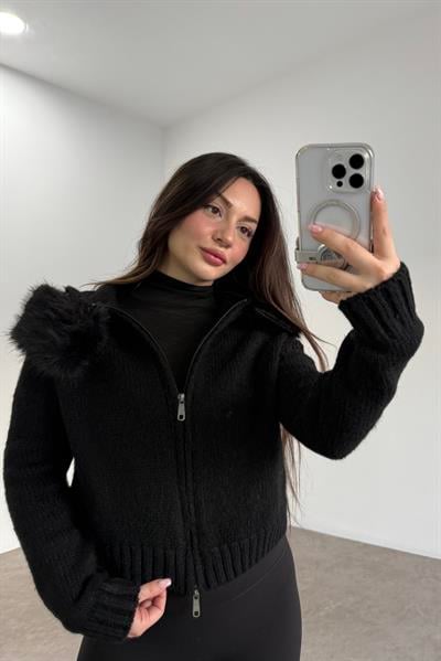 Kürklü Kapüşonlu  Fermuarlı Siyah Hırka 