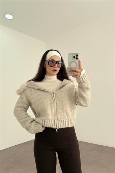 Kürklü Kapüşonlu  Fermuarlı Taş Hırka 