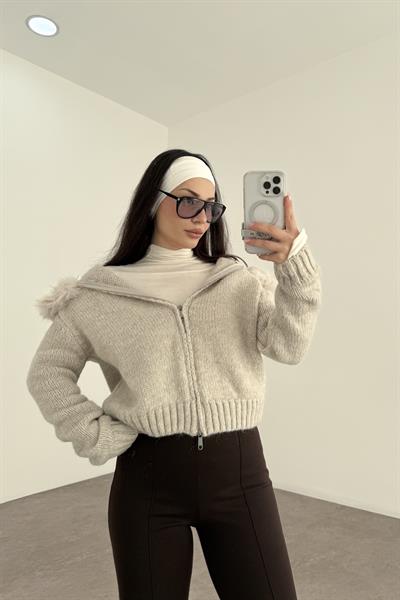 Kürklü Kapüşonlu  Fermuarlı Taş Hırka 