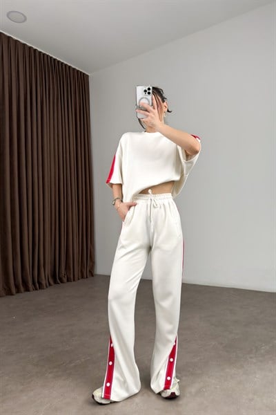 Lcst Paçası Çıt Çıtlı Şeritli Beyaz Eşofman Takımı