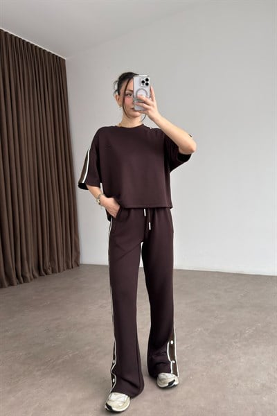 Lcst Paçası Çıt Çıtlı Şeritli Kahverengi Eşofman Takımı