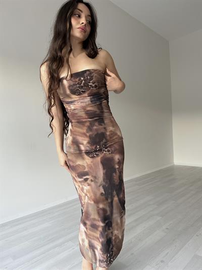 Lexa Desenli Straplez Elbise Kahve