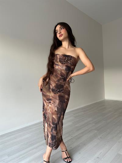 Lexa Desenli Straplez Elbise Kahve