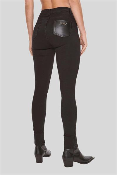 LJ Ora. Skinny Toparlayıcı Skinny Siyah Tayt Jean