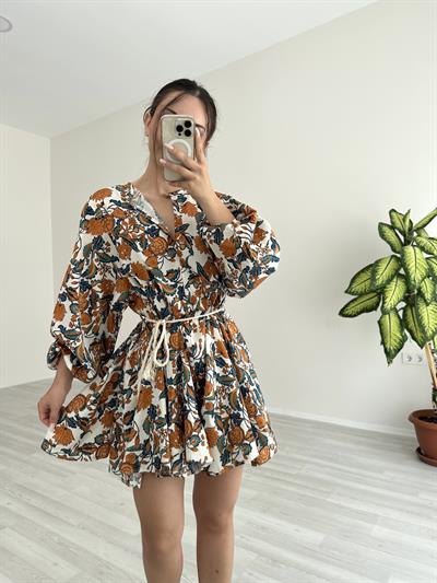 Çiçekli Kemer Detaylı Elbise