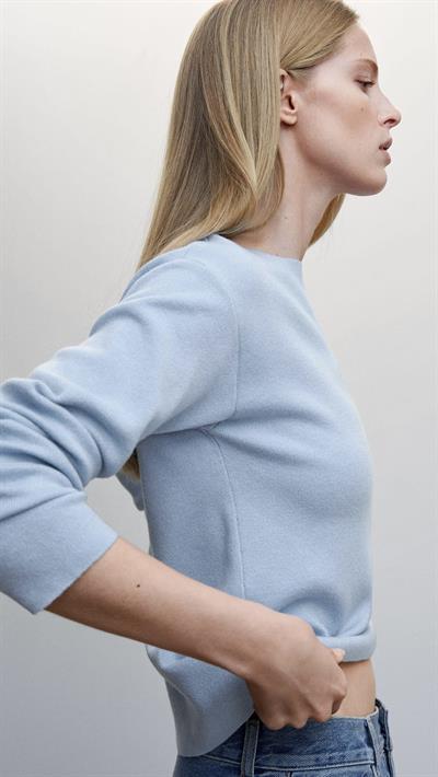 MNG Orijinal Mavi Düz Yaka Kazak