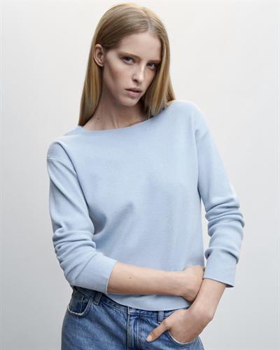 MNG Orijinal Mavi Düz Yaka Kazak