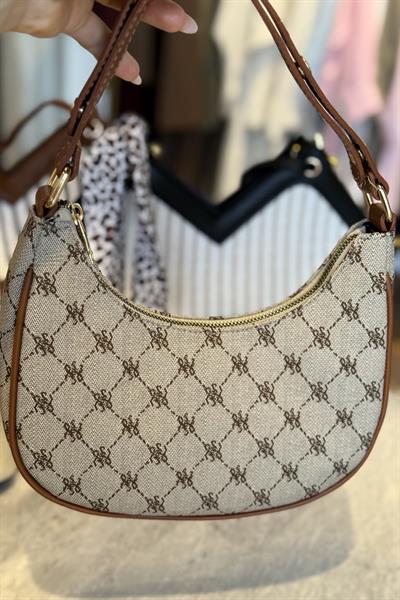 Monogram Desenlı Askılı Çanta