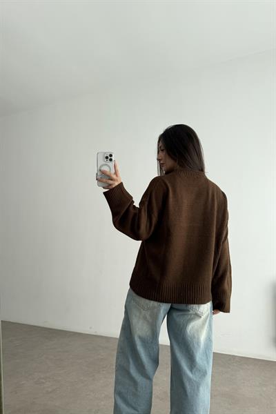 Mssmo Yuvarlak Yaka Triko Kazak Kahve