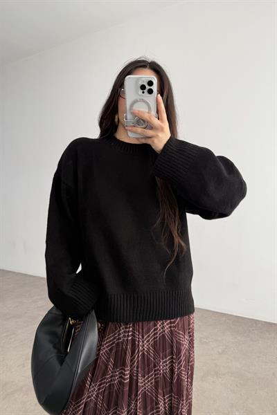 Mssmo Yuvarlak Yaka Triko Kazak Siyah