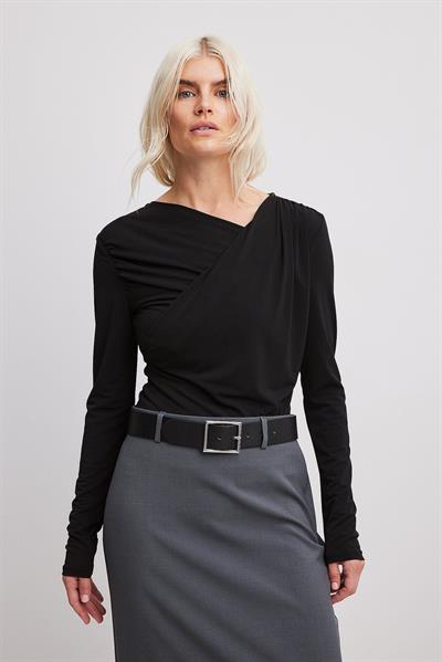 Na-Kd Orijinal Asimetrik Drapeli Siyah Bluz