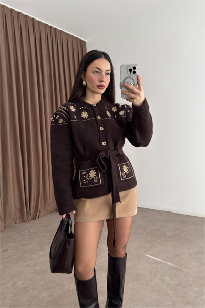 Premium Nakışlı Kuşaklı Triko Kahve Hırka