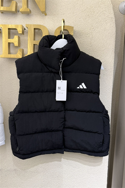 Orijinal Marka Logolu Dik Yakalı Siyah Şişme Yelek 