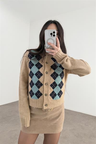 Orj Marka Mavi Baklava Desenli Bej Hırka 