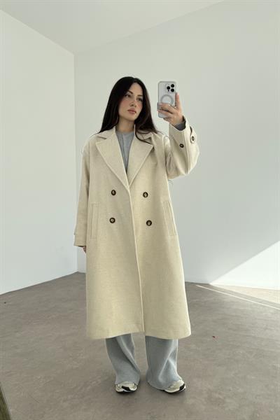 Oversize Kesim Düğmeli Kruvaze Ekru Kaban
