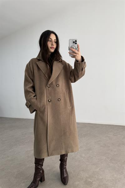 Oversize Kesim Düğmeli Kruvaze Kahve Kaban