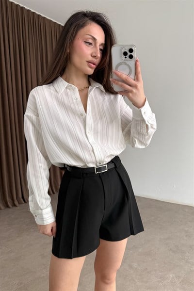 Pamuk Dokulu Siyah Çizgili Beyaz Gömlek