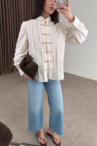 Pankou Kapamalı Pileli Gömlek