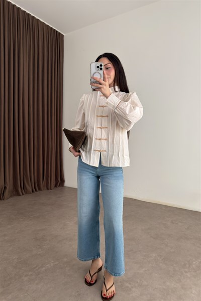 Pankou Kapamalı Pileli Gömlek