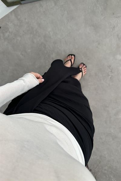 Pareo Model Büzgülü Siyah Midi Etek