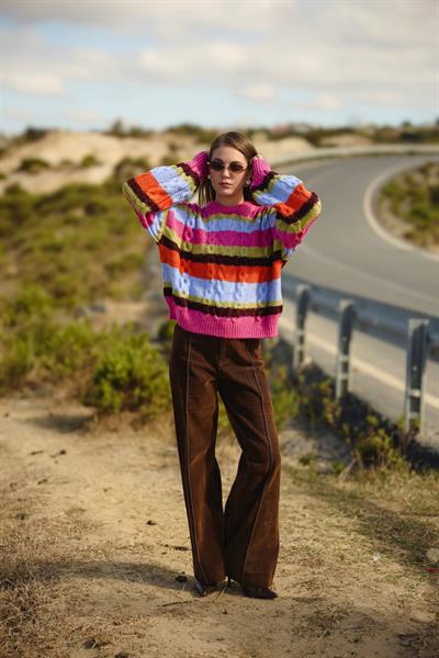 Pembe Çizgili Orijinal Marka Kazak