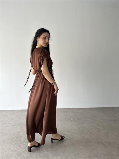 Pencere Detaylı Kahve Elbise