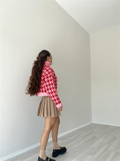 Pileli Kemer Detaylı Etek