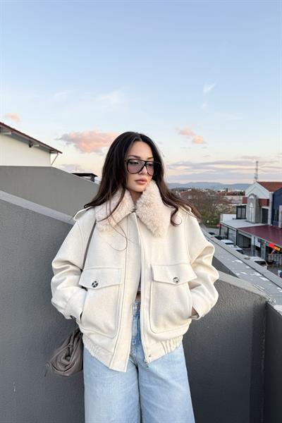 Premium Cep Detaylı Bomber Kaşe Kürklü Ekru Kaban