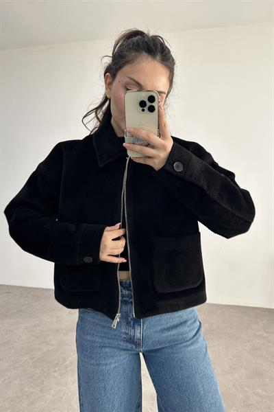 Premium Cep Detaylı Tüy Dokulu Siyah Ceket