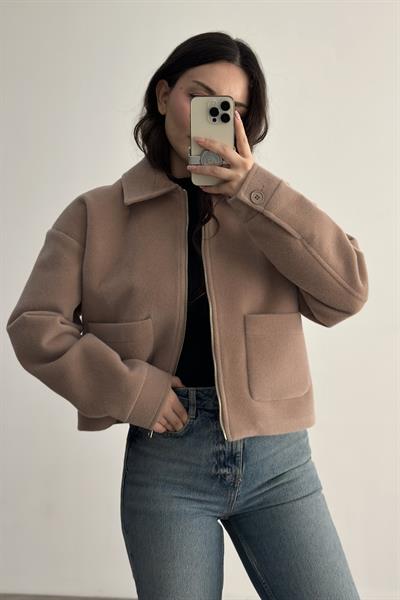 Premium Cep Detaylı Tüy Dokulu Taş Ceket 