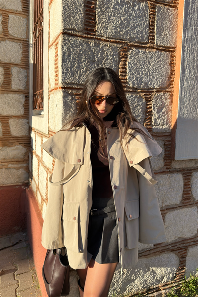 Premium Çıkarılabilir Pelerinli Kapüşonlu Bej Trenç