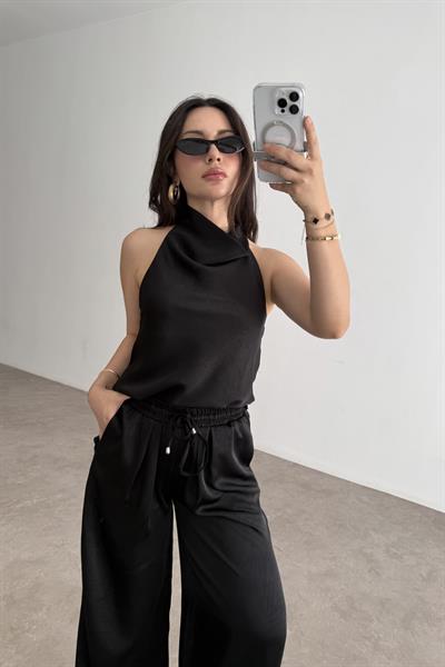 Premium Degaje Sırt Dekolteli Saten Bluz Pantolon Takım Siyah