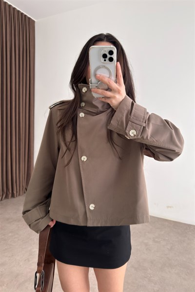 Premium Dik Yaka Detaylı Kısa Boz Kahve Trençkot