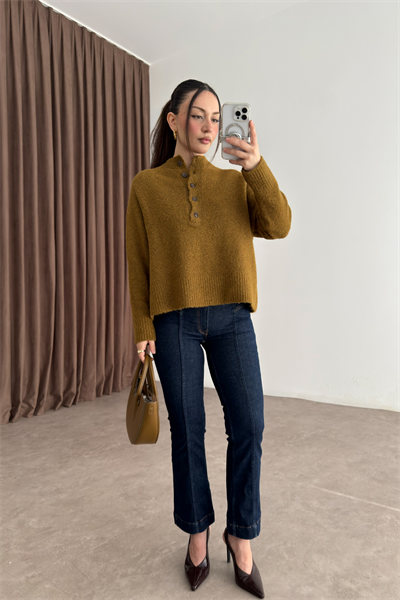 Premium Dik Yaka Düğmeli Triko Olive Kazak